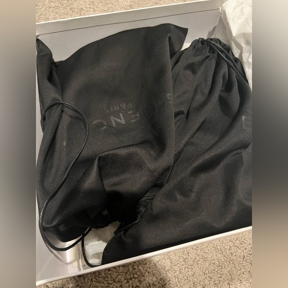 GIVENCHY Black Leather Short Shark Lock Ankle Boots Size 38 (7.5) - Picture 4 of 14